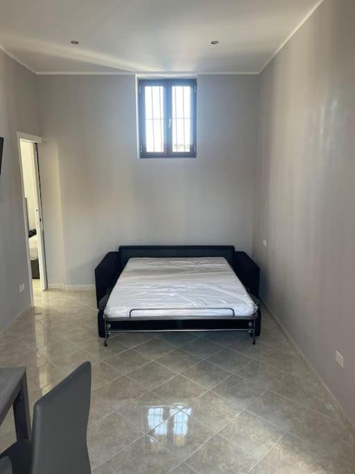 L'Aurora House Apartment Napoli Bagian luar foto