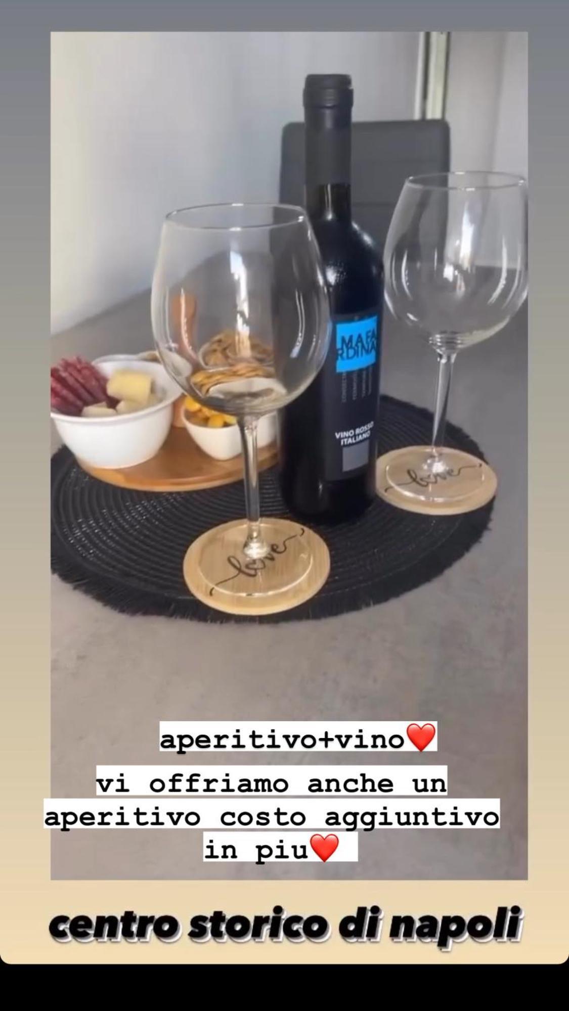 L'Aurora House Apartment Napoli Bagian luar foto
